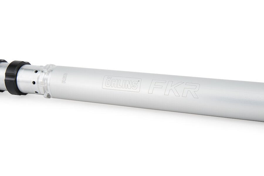 Nuova Cartuccia Ohlins FKR 234 per DUCATI PANIGALE V2 S FORK OHLINS
• Impostazioni ottimizzate per le competizioni con maggiore smorzamento in estensione
• Manicotti di guida più leggeri in stile MotoGP per ridurre il peso
• Include componenti per regolare la corsa a 130 mm
• Nuovo set di adesivi incluso - immagine 3